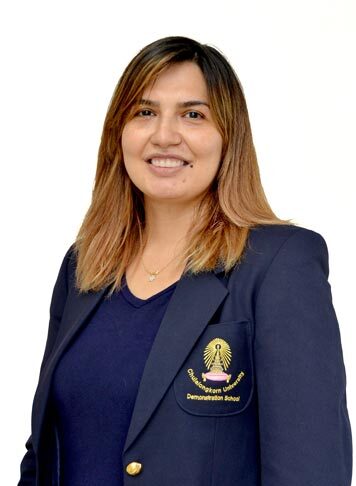 Miss Mahnaz Sobhani